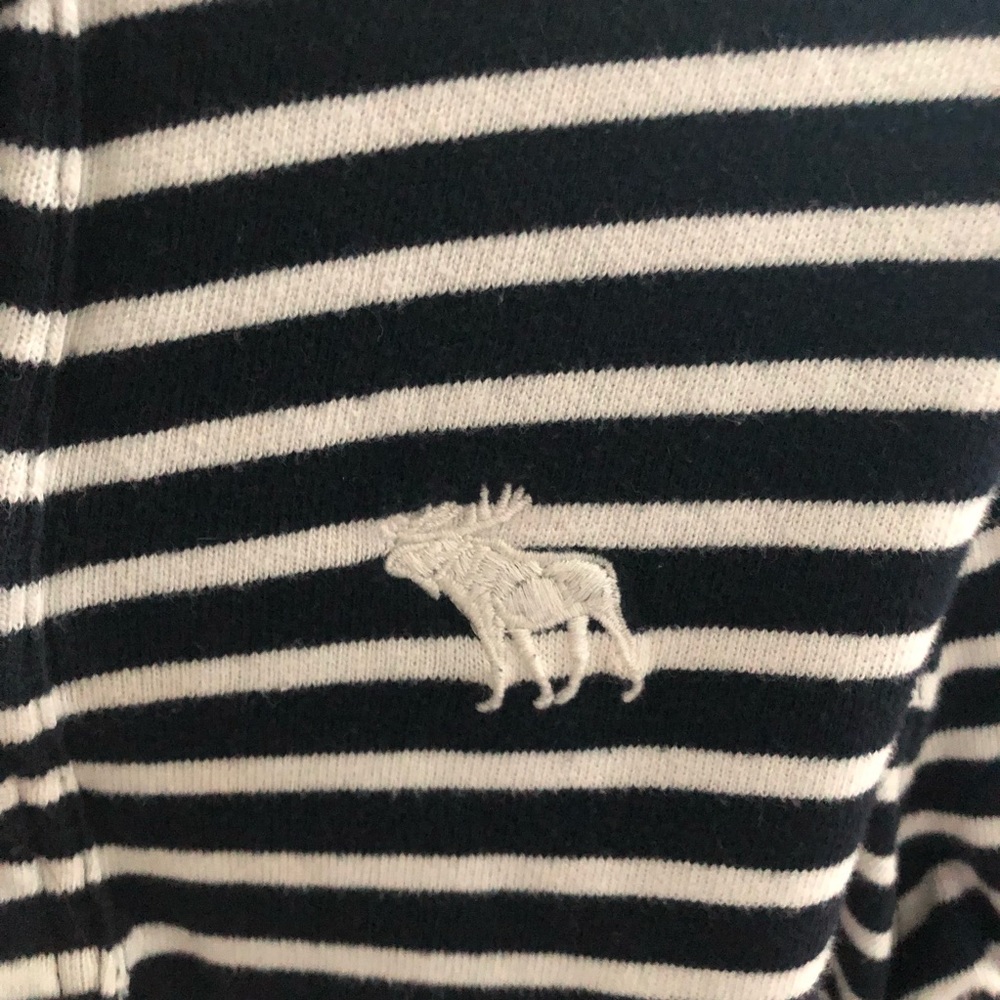 navy and white muscle polo